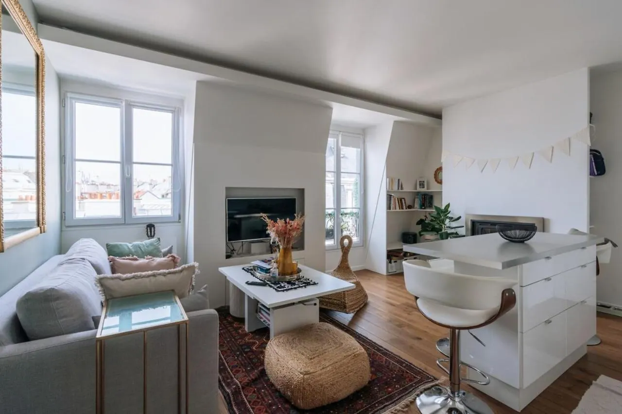 Apartment Cozy 1Bd Apart For 2-Republiquecanal Saint Martin Paris